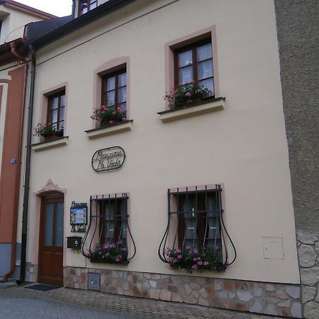 Penzion Po Vode Hotel Cesky Krumlov Bagian luar foto